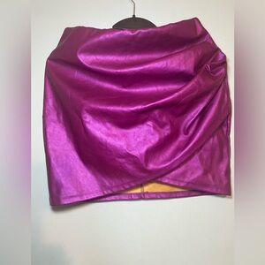 Windsor Shiny Magenta Pencil Skirt